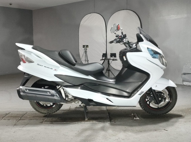 Мотоцикл Suzuki SKYWAVE 400S з пробігом 18526 km