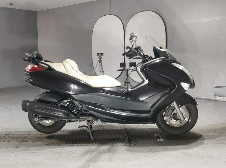 Мотоцикл Yamaha MAJESTY 250 с пробегом 101127 km