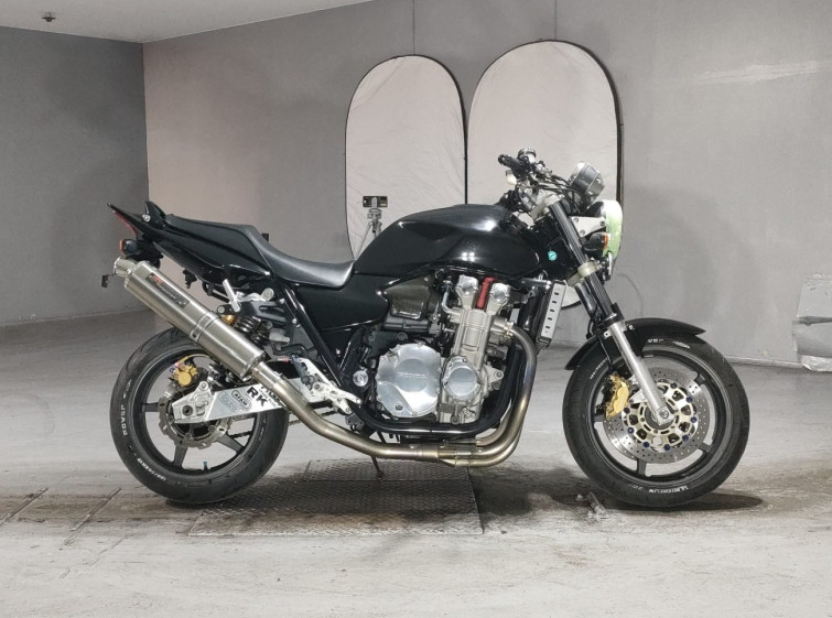 Мотоцикл Honda CB1300SF з пробігом 30941 km