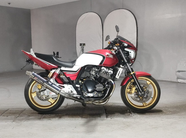 Мотоцикл Honda CB400SFV с пробегом 38371 km