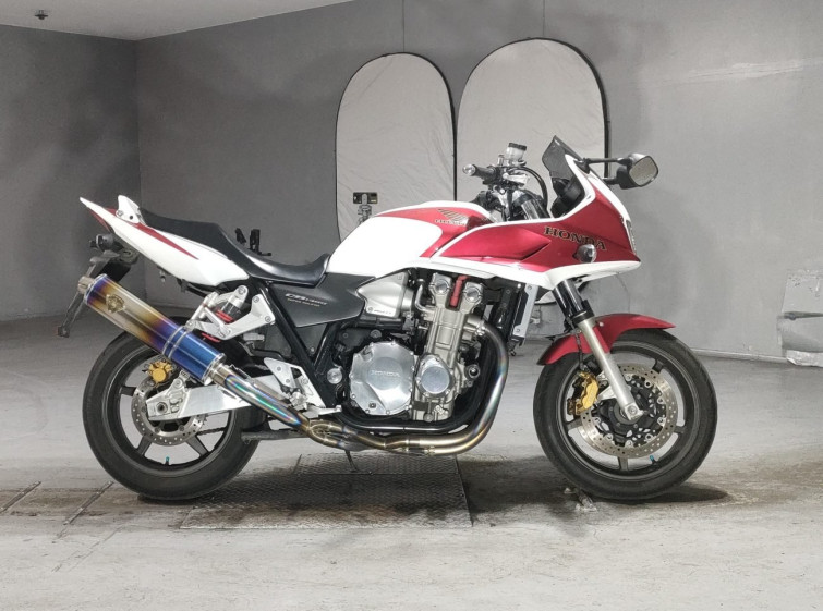 Мотоцикл Honda CB1300 SUPER BOL D’OR с пробегом 21748 km