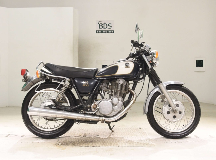 Мотоцикл Yamaha SR400 с пробегом 12890 km