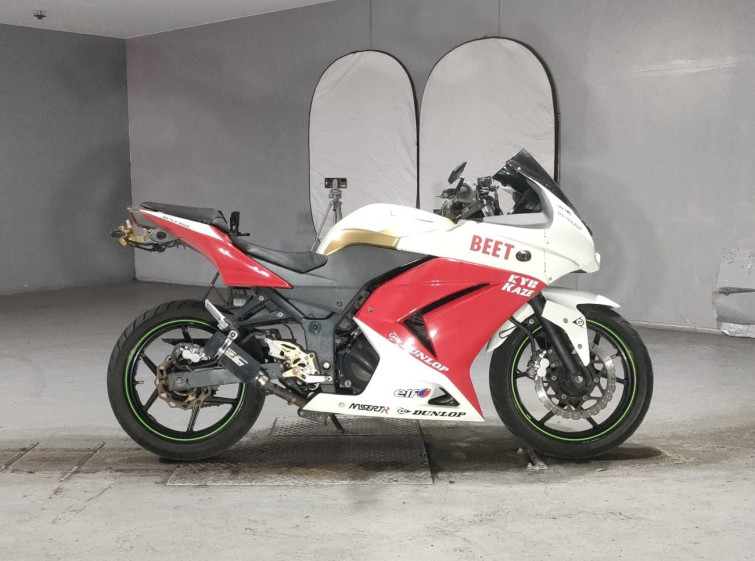 Мотоцикл Kawasaki NINJA250R з пробігом 89314 km