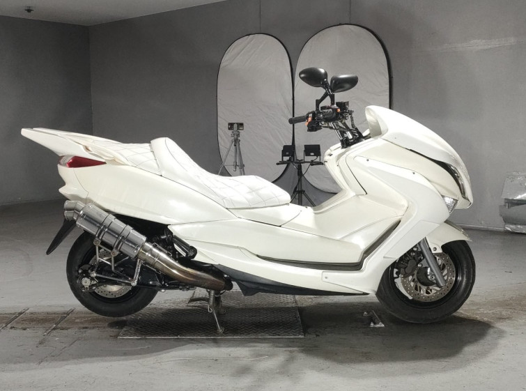 Мотоцикл Yamaha MAJESTY 250 с пробегом 30965 km