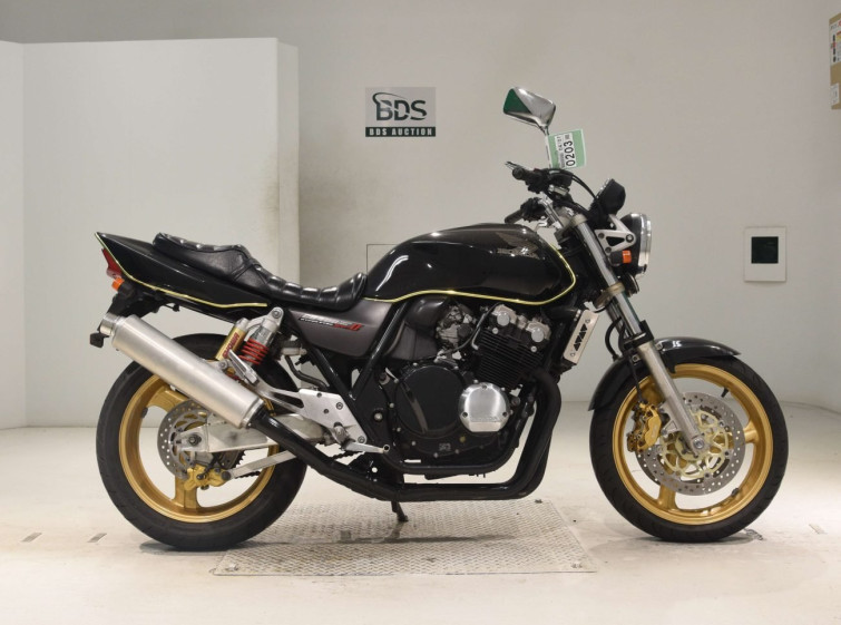Мотоцикл Honda CB400SFV с пробегом 25415 km