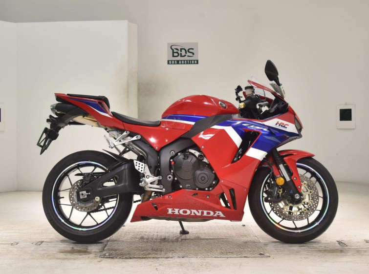 Мотоцикл Honda CBR600RR з пробігом 8252 km