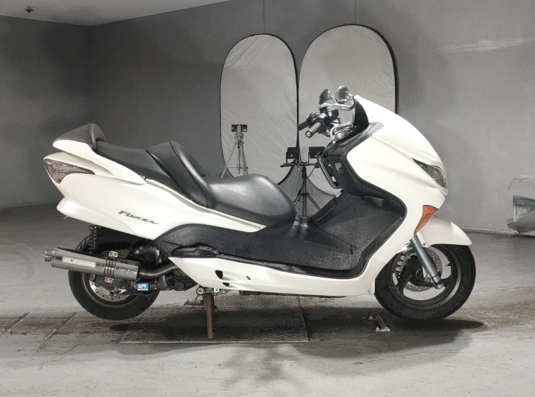 Мотоцикл Honda FORZA Z