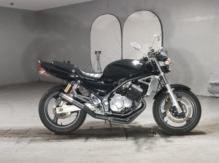 Мотоцикл Suzuki GSX250FX з пробігом 22332 km