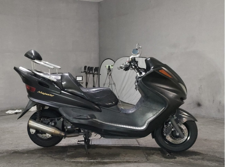Мотоцикл Yamaha MAJESTY 250 с пробегом 27437 km