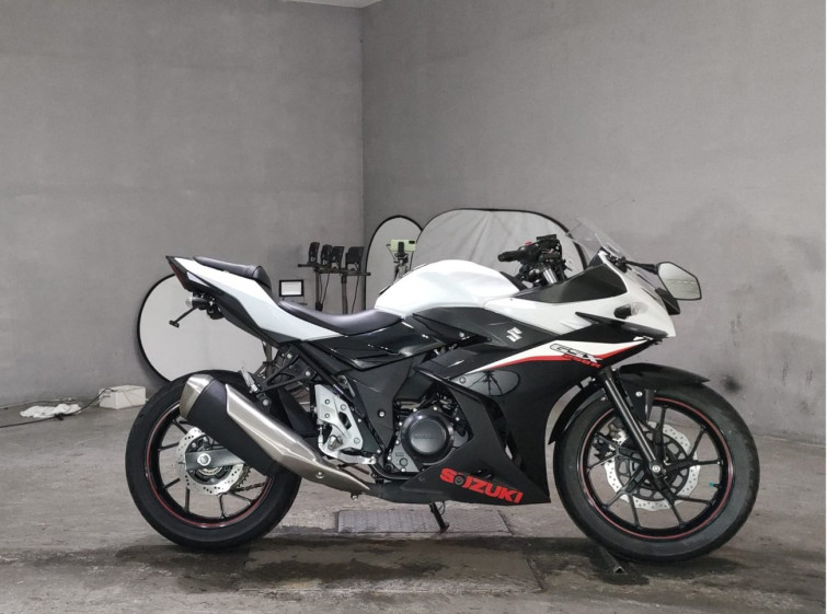 Мотоцикл Suzuki GSX250R с пробегом 7498 km