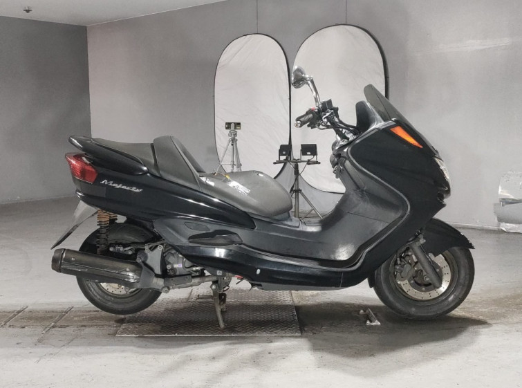 Мотоцикл Yamaha MAJESTY 250C с пробегом 44706 km