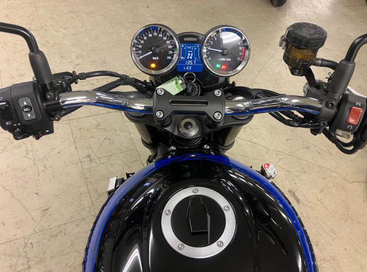 Мотоцикл Kawasaki Z900RS з пробігом 1356 km з пробігом 1356 km
