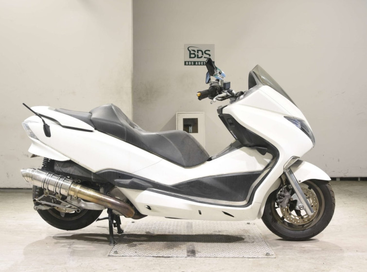 Мотоцикл Honda FORZA Z