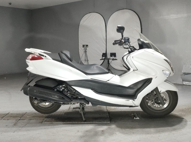 Мотоцикл Yamaha MAJESTY 250 с пробегом 35565 km