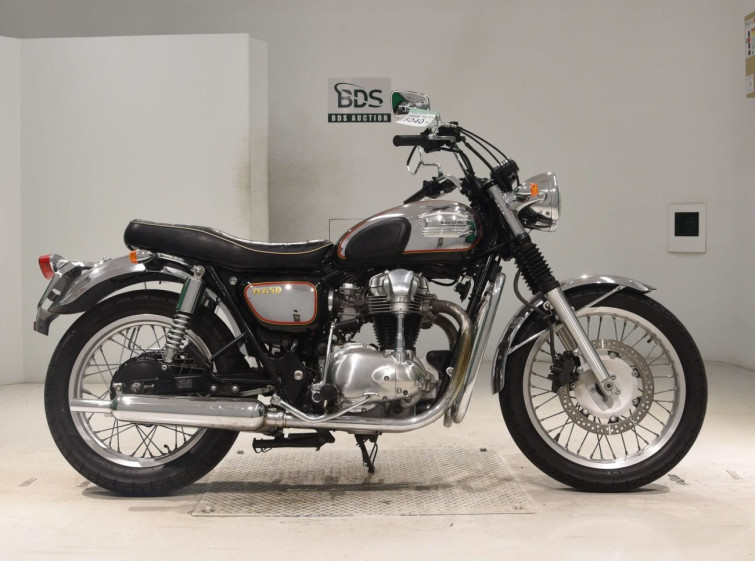 Мотоцикл Kawasaki W650 с пробегом 10335 km