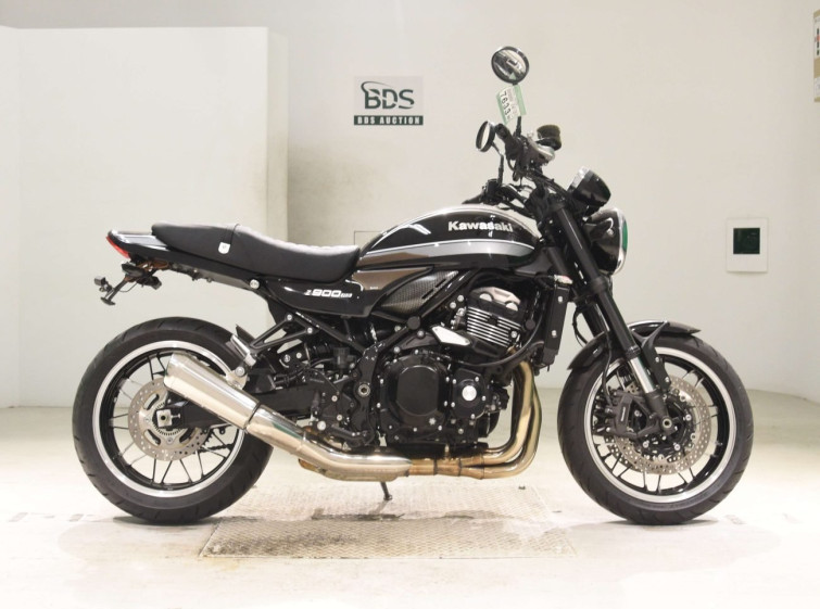 Мотоцикл Kawasaki Z900RS с пробегом 5975 km