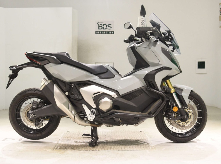 Мотоцикл Honda X-ADV750-2 с пробегом 22311 km