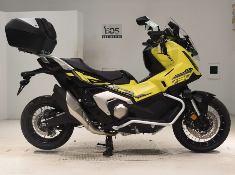 Мотоцикл Honda X-ADV750-2 с пробегом 393 km