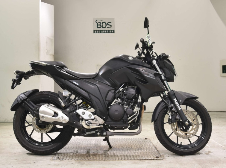 Мотоцикл Yamaha FZ25 з пробігом 12598 km