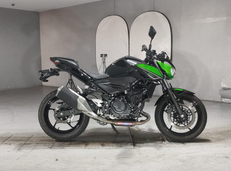 Мотоцикл Kawasaki Z250 з пробігом 4566 km