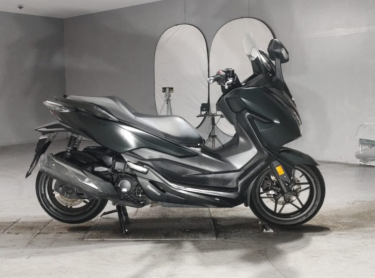 Мотоцикл Honda FORZA с пробегом 184438 km