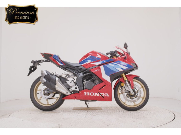 Мотоцикл Honda CBR250RRA с пробегом 1990 km
