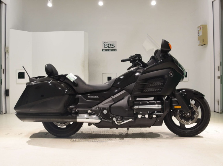 Мотоцикл Honda GL1800 F6B BAGGER з пробігом 30363 km