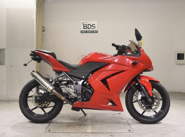 Мотоцикл Kawasaki NINJA250R с пробегом 31608 km
