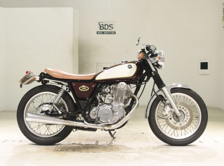 Мотоцикл Yamaha SR400 з пробігом 8865 km
