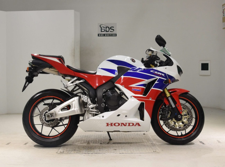 Мотоцикл Honda CBR600RR з пробігом 17423 km