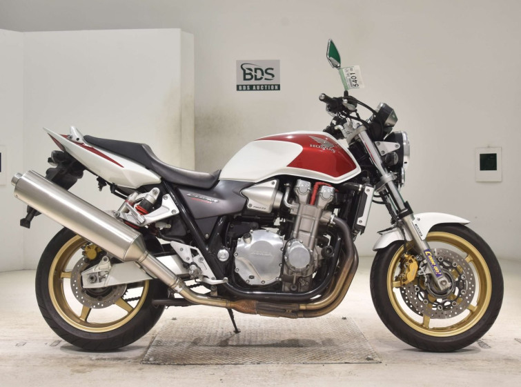 Мотоцикл Honda CB1300SFA з пробігом 44036 km