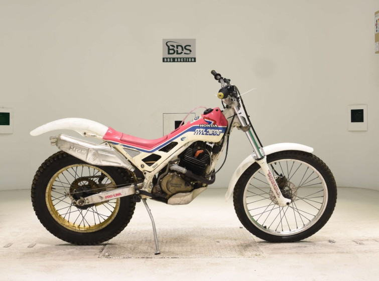 Мотоцикл Honda RTL250S