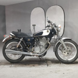 Мотоцикл Yamaha SR400 з пробігом 4292 km