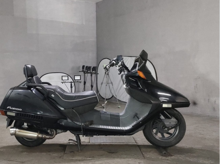 Мотоцикл Honda FUSION з пробігом 24804 km