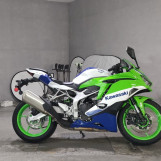 Мотоцикл Kawasaki NINJA ZX-4RR с пробегом 8677 km