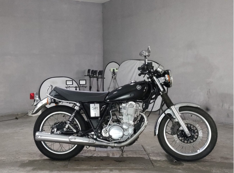 Мотоцикл Yamaha SR400 з пробігом 7771 km