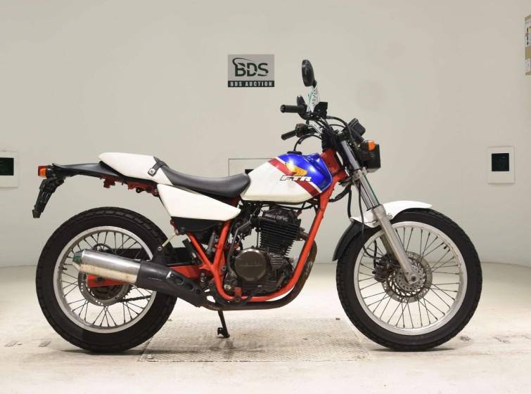 Мотоцикл Honda FTR250 с пробегом 13236 km