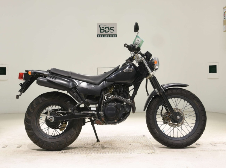 Мотоцикл Yamaha TW200E с пробегом 18284 km