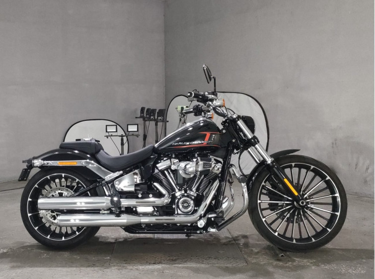 Мотоцикл HD FXBR1920 с пробегом 5211 km