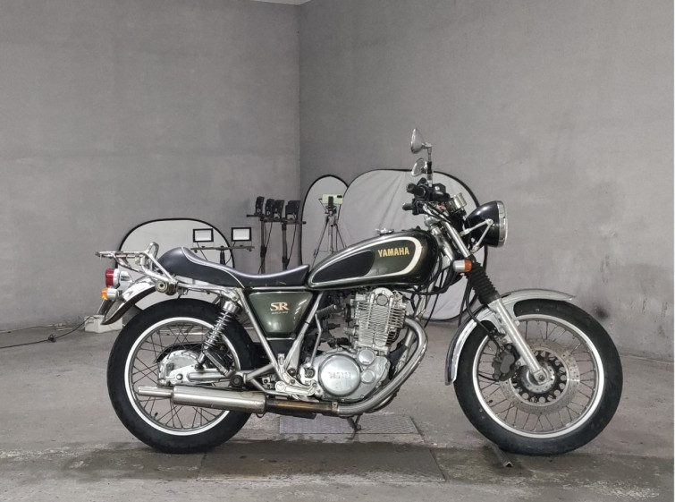 Мотоцикл Yamaha SR400 з пробігом 14169 km