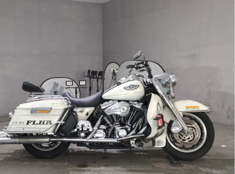 Мотоцикл HD ROAD KING FLHR1450 с пробегом 47038 km