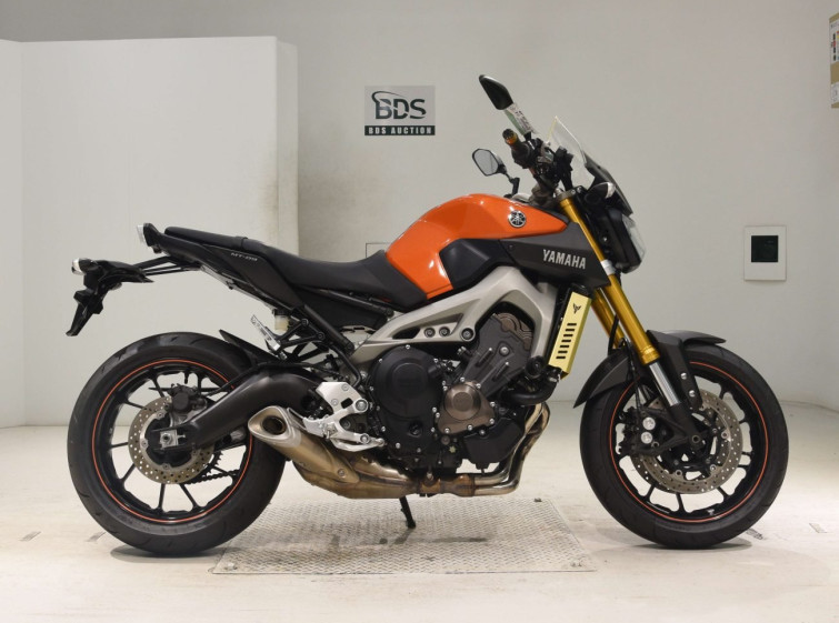 Мотоцикл Yamaha MT-09 с пробегом 6544 km