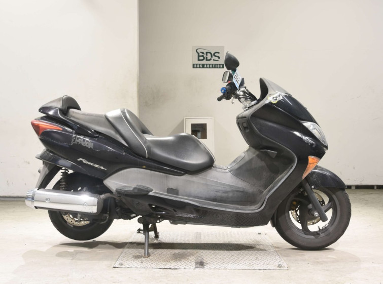 Мотоцикл Honda FORZA Z