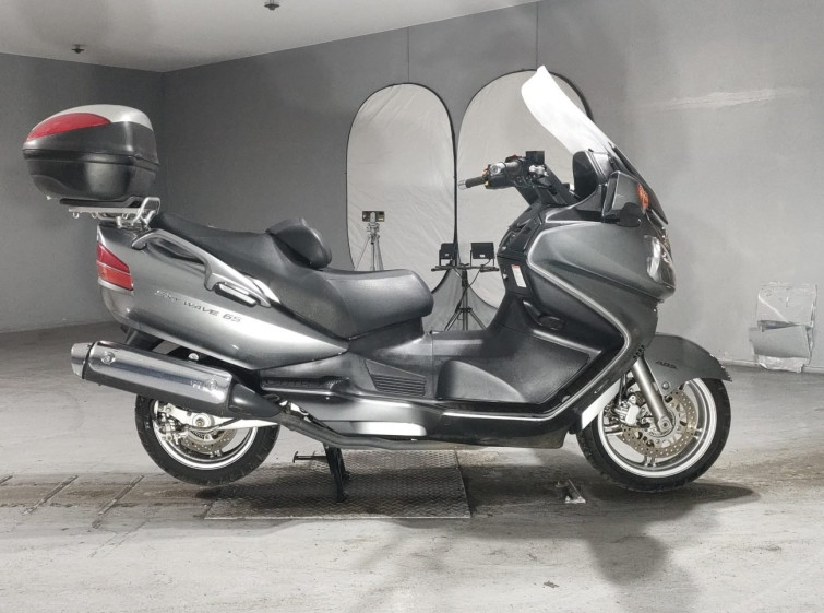 Мотоцикл Suzuki SKYWAVE 650 з пробігом 33400 km