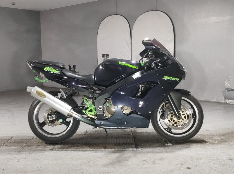 Мотоцикл Kawasaki NINJA ZX-9R з пробігом 70020 km