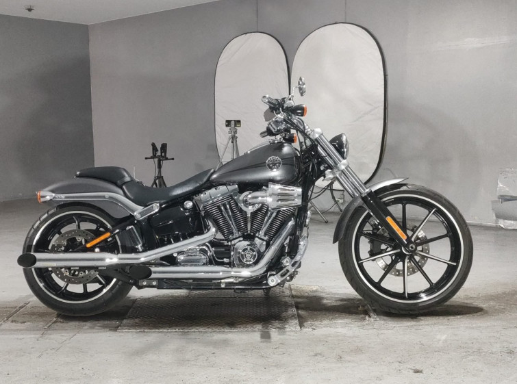Мотоцикл HD BREAKOUT FXSB1580 с пробегом 20109 km