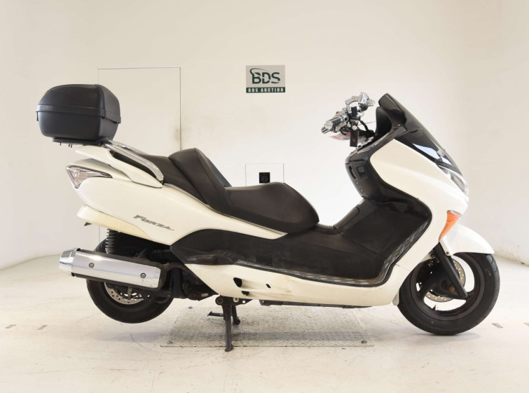 Мотоцикл Honda FORZA с пробегом 39170 km