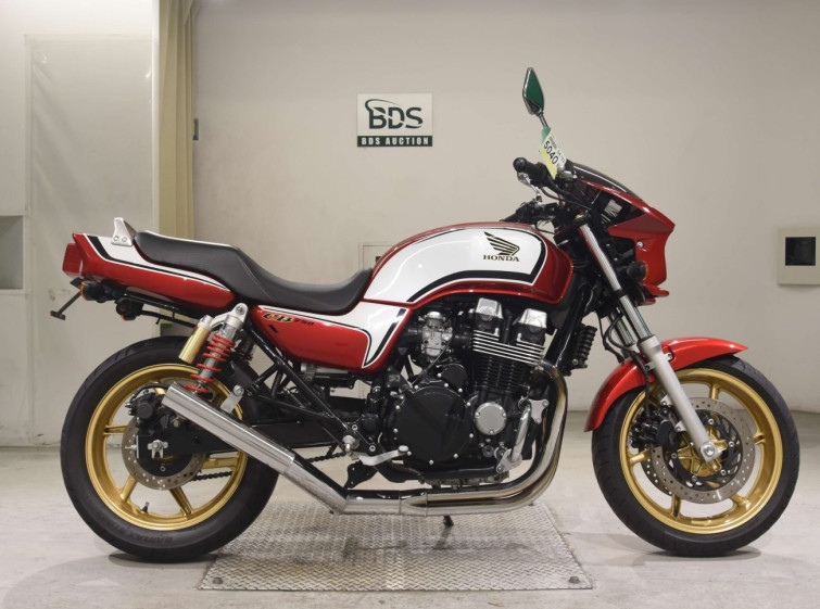 Мотоцикл Honda CB750SF с пробегом 7662 km