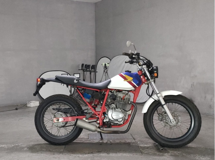 Мотоцикл Honda FTR223 з пробігом 4120 km