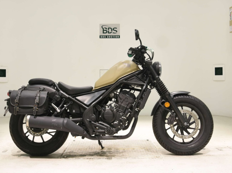 Мотоцикл Honda REBEL CMX250 з пробігом 2254 km